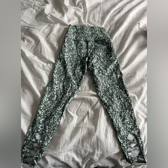 🌊 Aerie leggings! - Picture 1 of 3